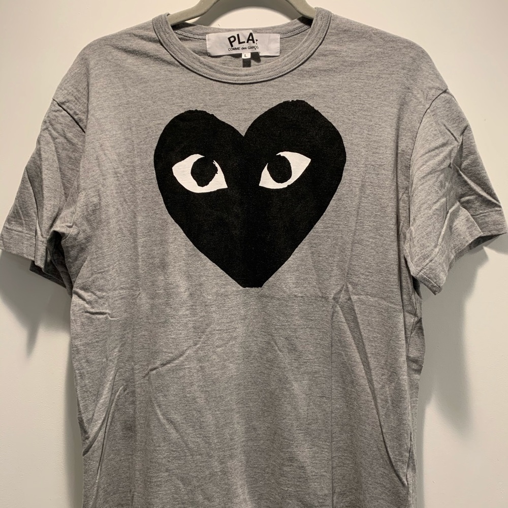 CDG Gray Heart Shirt Sz.L